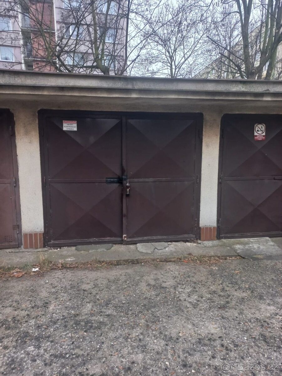 Garáže, Ústí nad Labem, 400 07