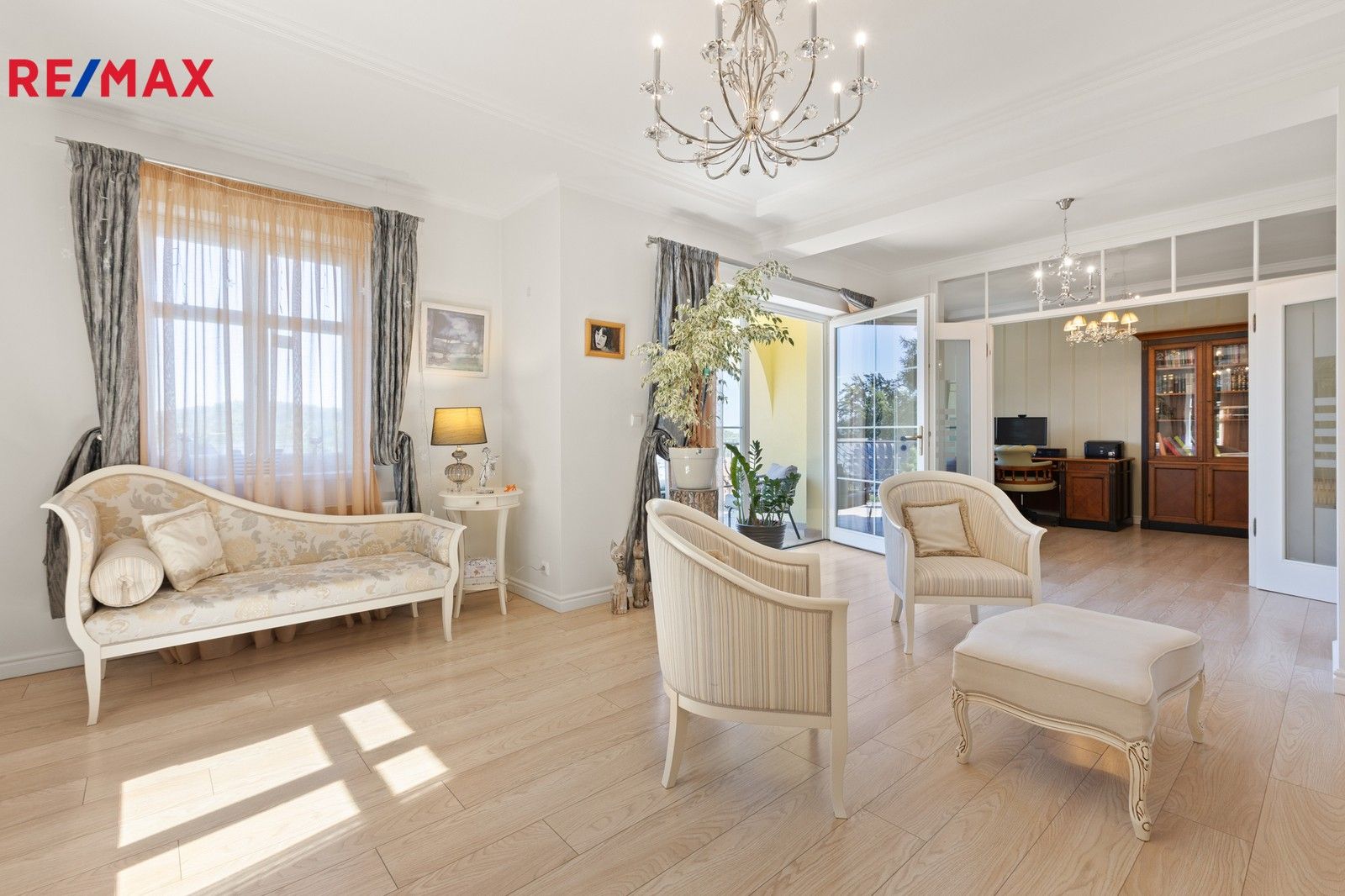 Prodej rodinný dům - Tyršova, Karlovy Vary, 321 m²