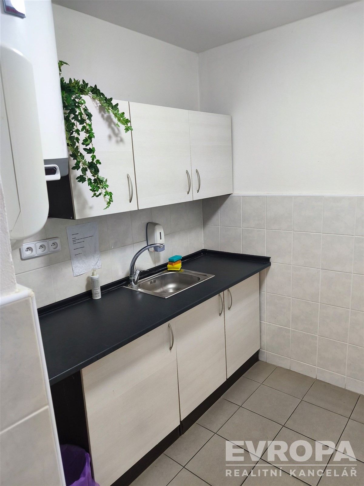Pronájem výrobní prostory - U chaloupek 14, Praha Ďáblice, 73 m² - 5