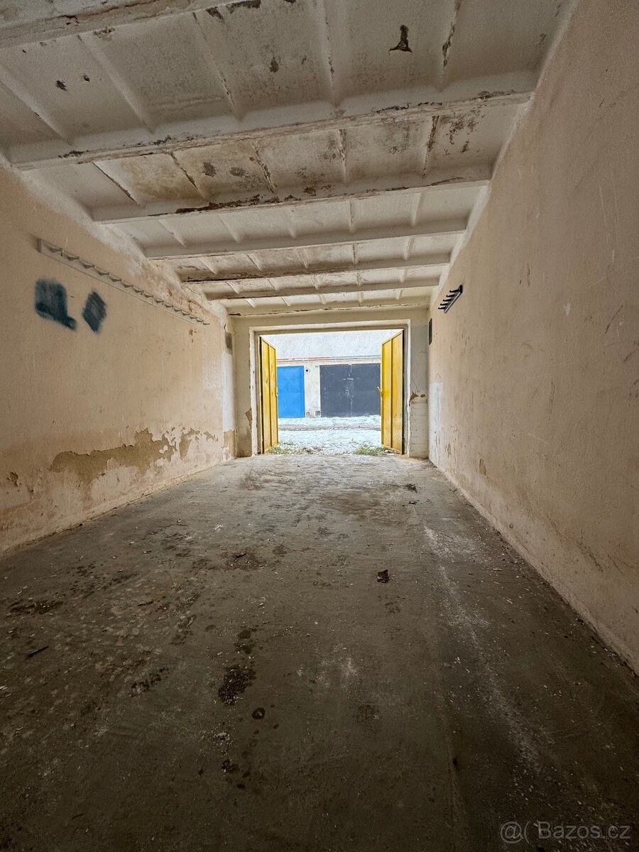 Pronájem garáž - Havlíčkův Brod, 580 01