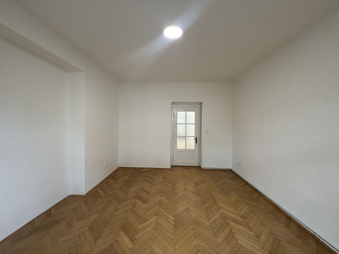 Byt 2+kk · 48 m² · Praha - Dejvice, okres Praha 6, Hlavní město Praha - 3