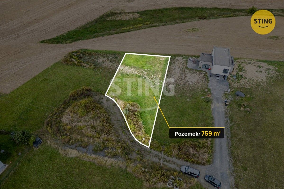 Pozemek pro bydlení, 759 m²