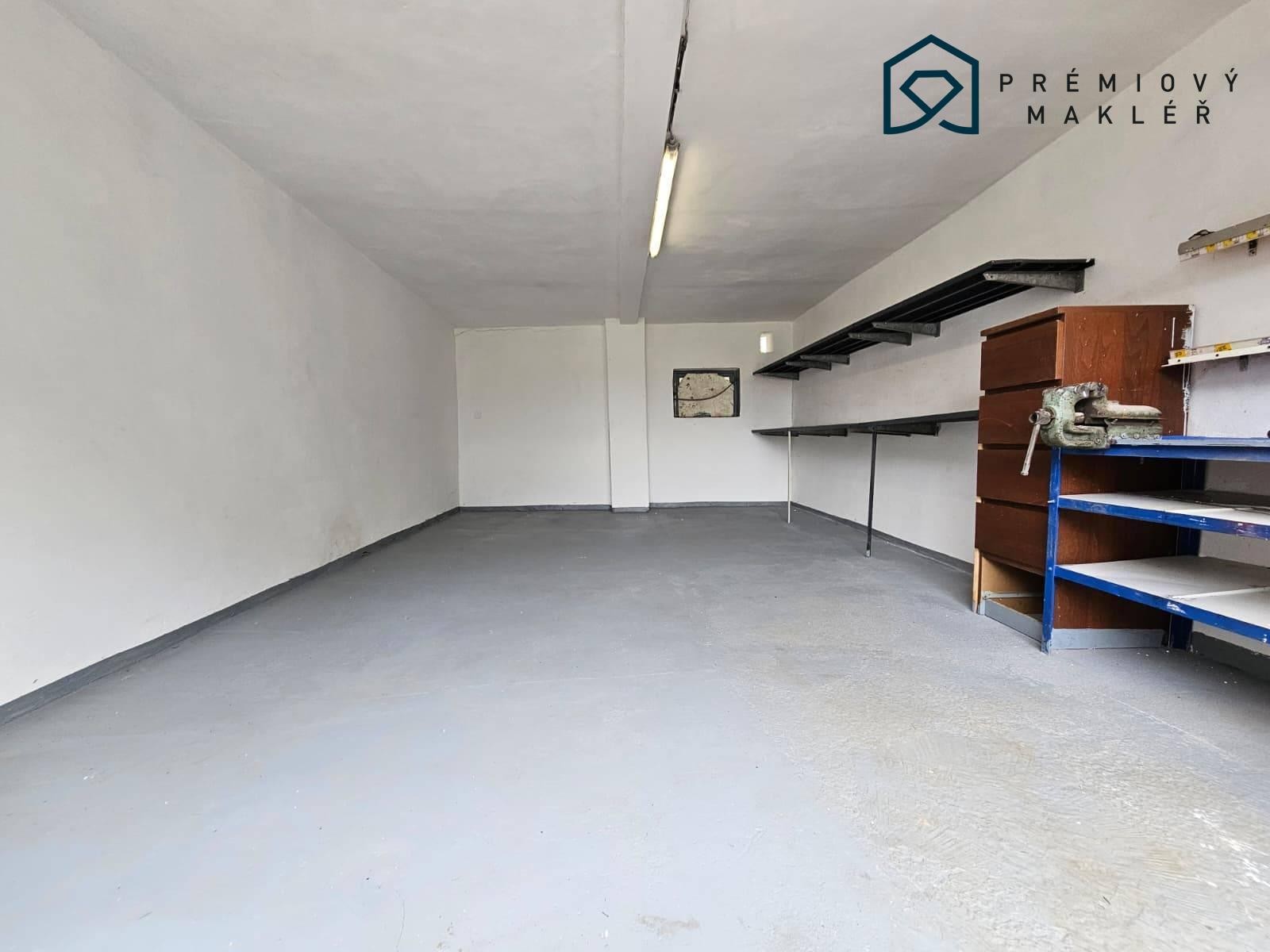 Garáž · 24 m² · Louka u Litvínova - 4