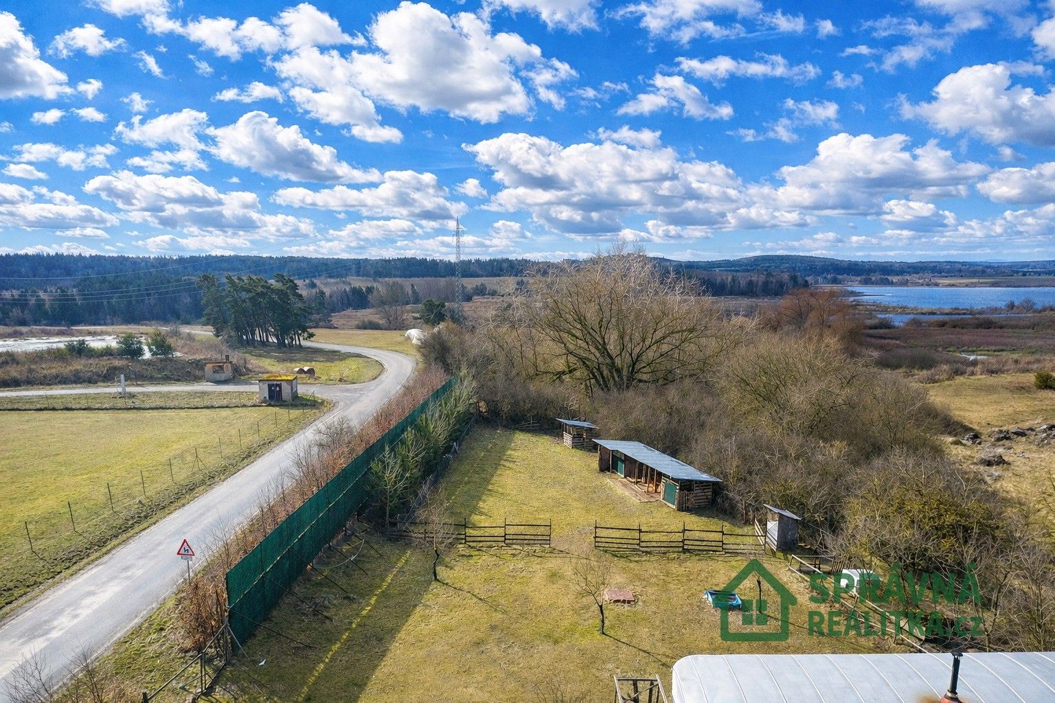 Prodej pozemek pro bydlení - Kvášňovice, 1 m²