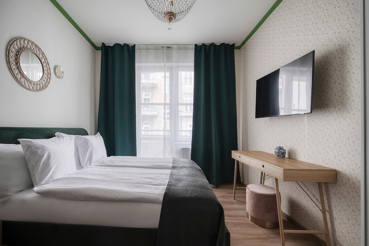 Byty, Bulharská, Karlovy Vary - Karlovy Vary, Karlovarský kraj, 20 m² - 1