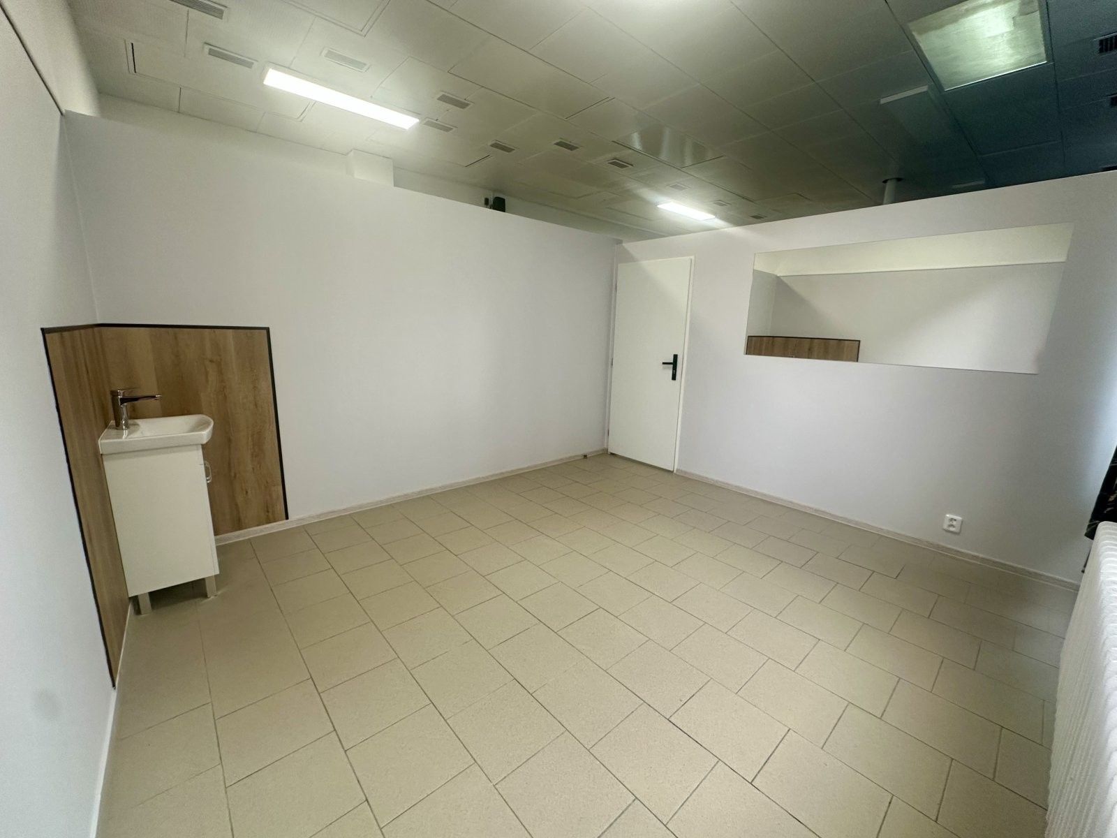Obchodní prostory, Revoluční, Liberec, 18 m² - 2