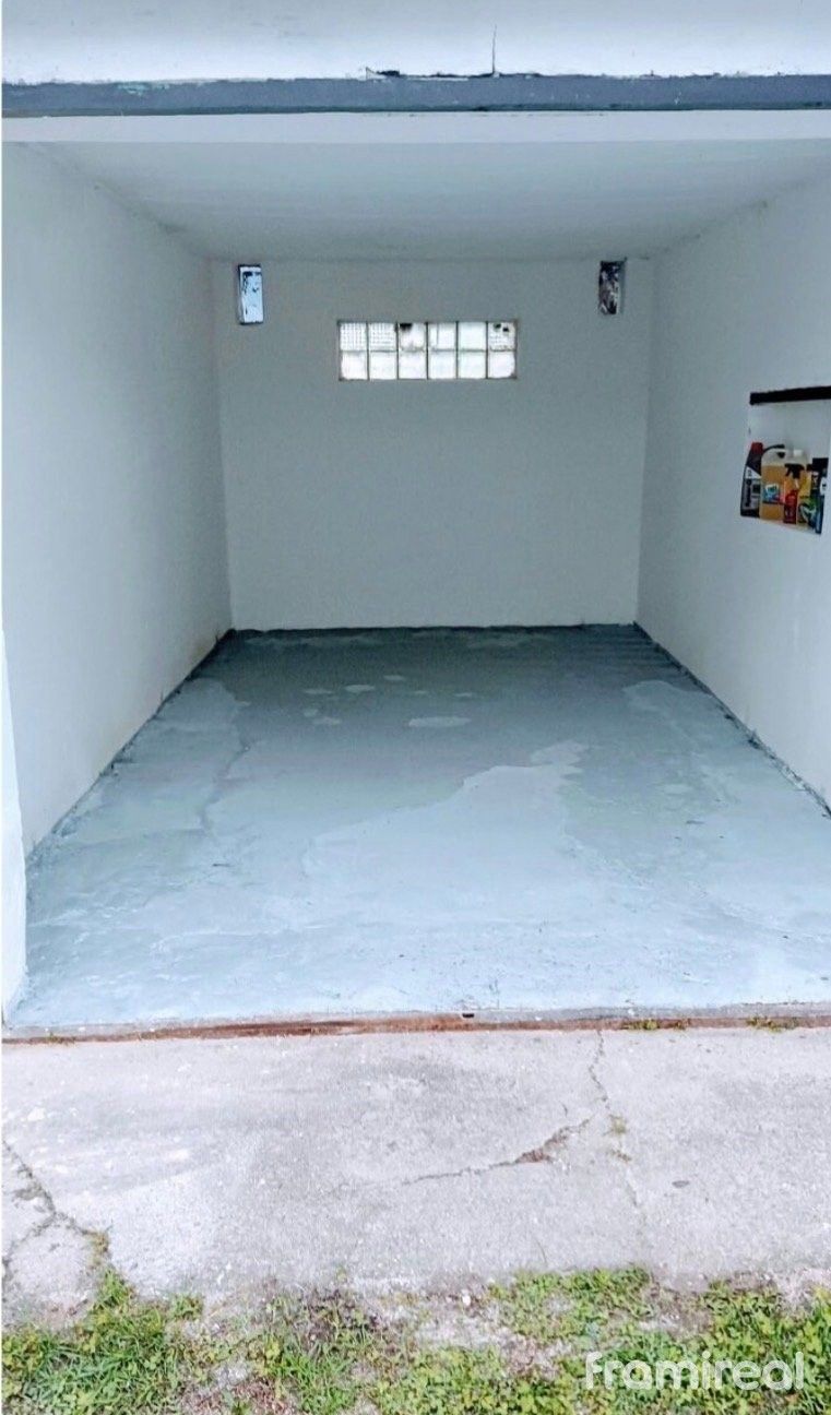 Garáže, Jezerní, Brno Přízřenice, 18 m² - 2