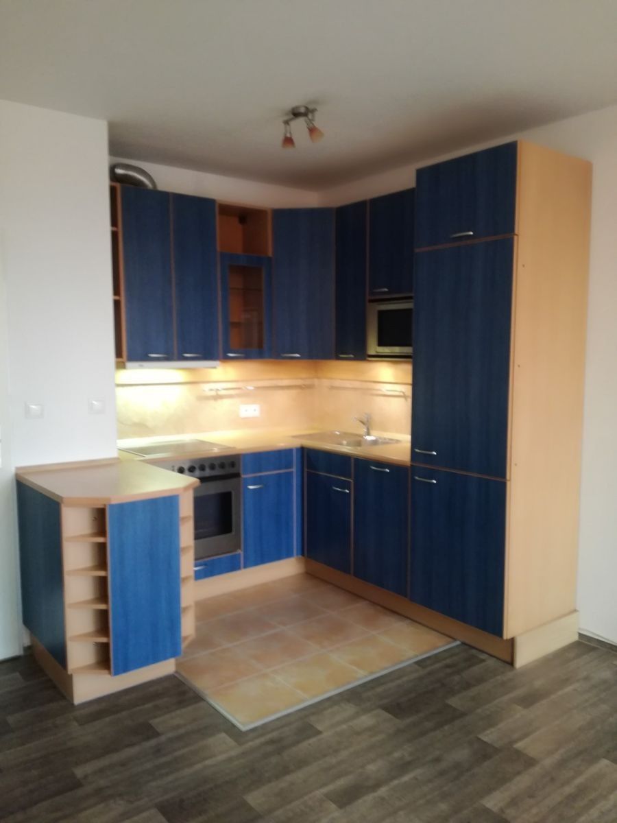 2+kk, Zlonická, Praha - Letňany, 53 m² - 2