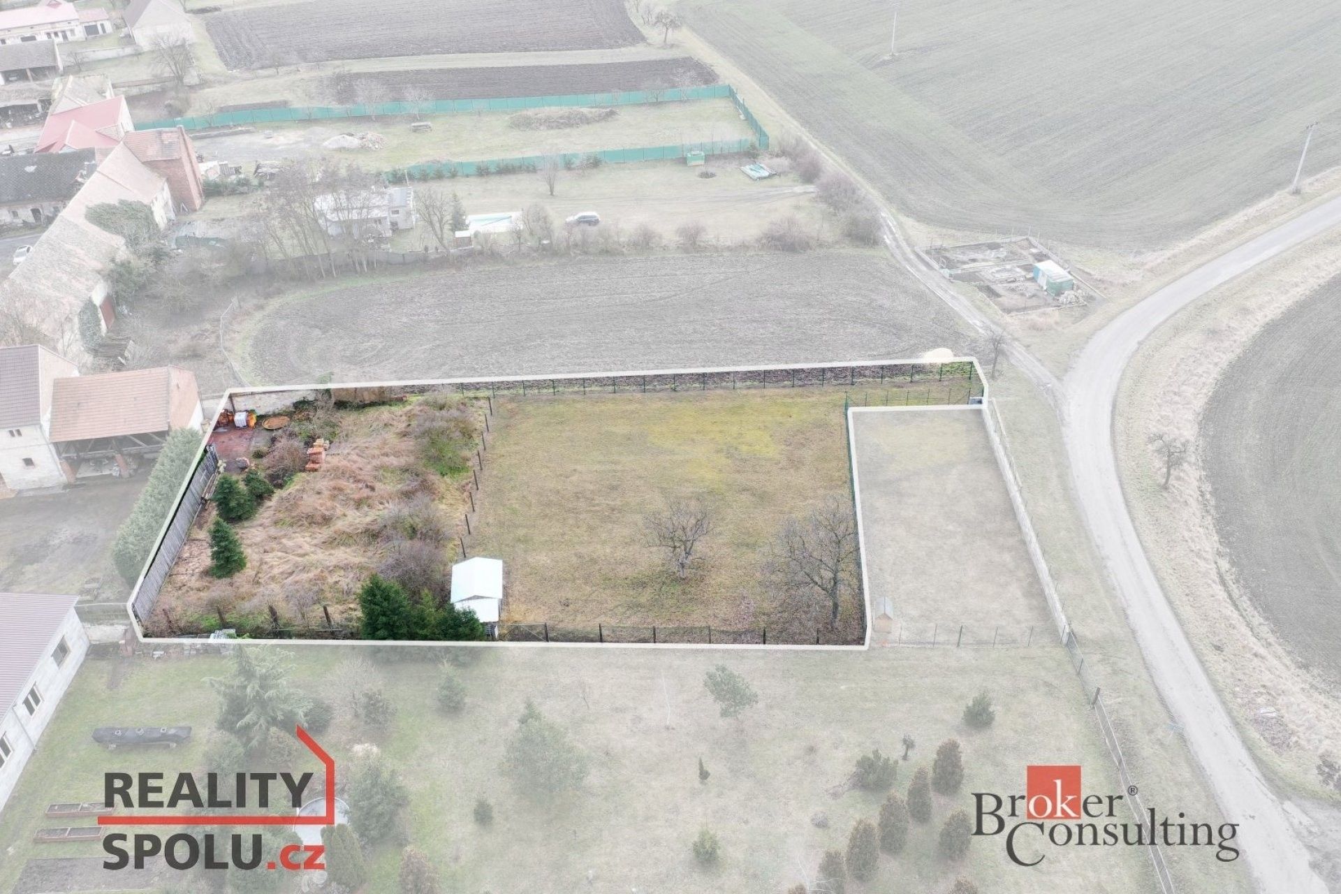 Prodej pozemek pro bydlení - Louny, 1 327 m²