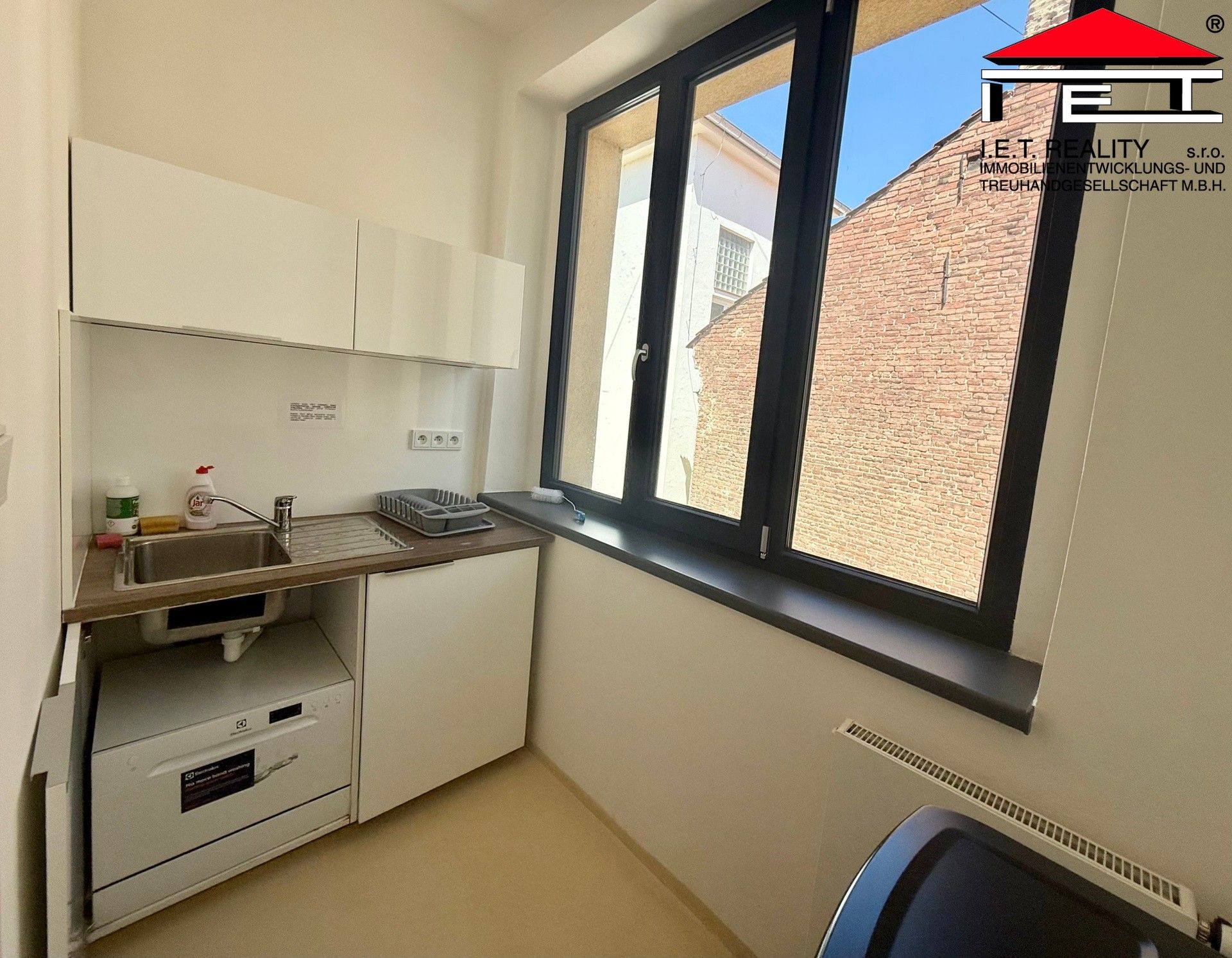 Kancelář · 35 m² · Moravské náměstí, Brno - 4