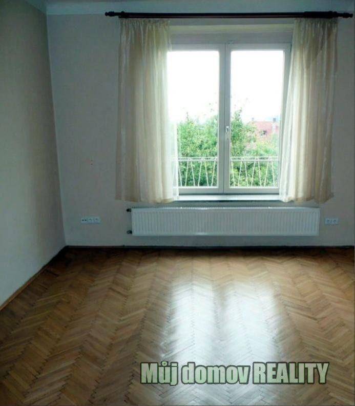 2+1, Vostrovská, Praha, 50 m²