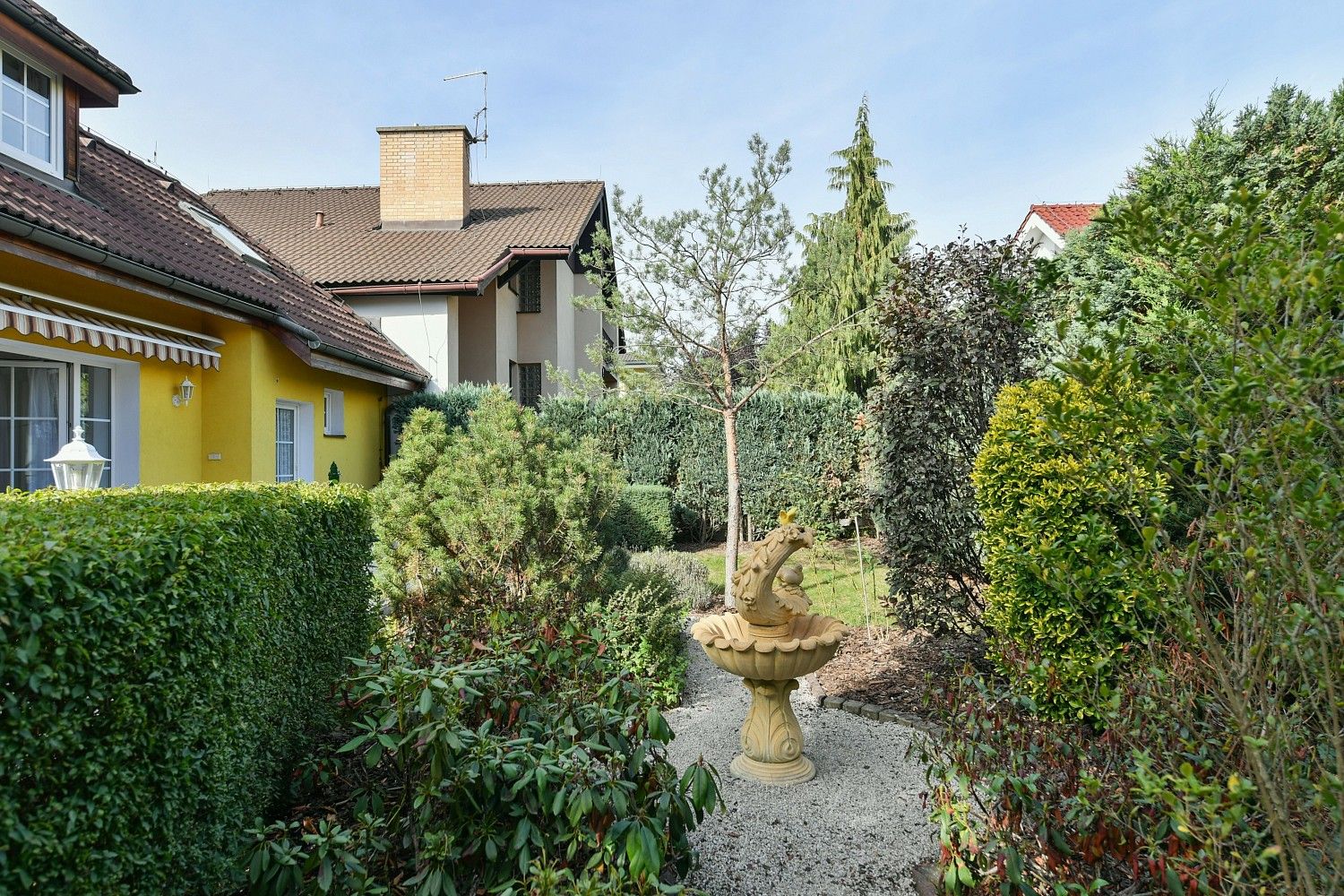 Pronájem rodinný dům - Praha - Štěrboholy, okres Praha 15, Hlavní město Praha, 220 m² - 5