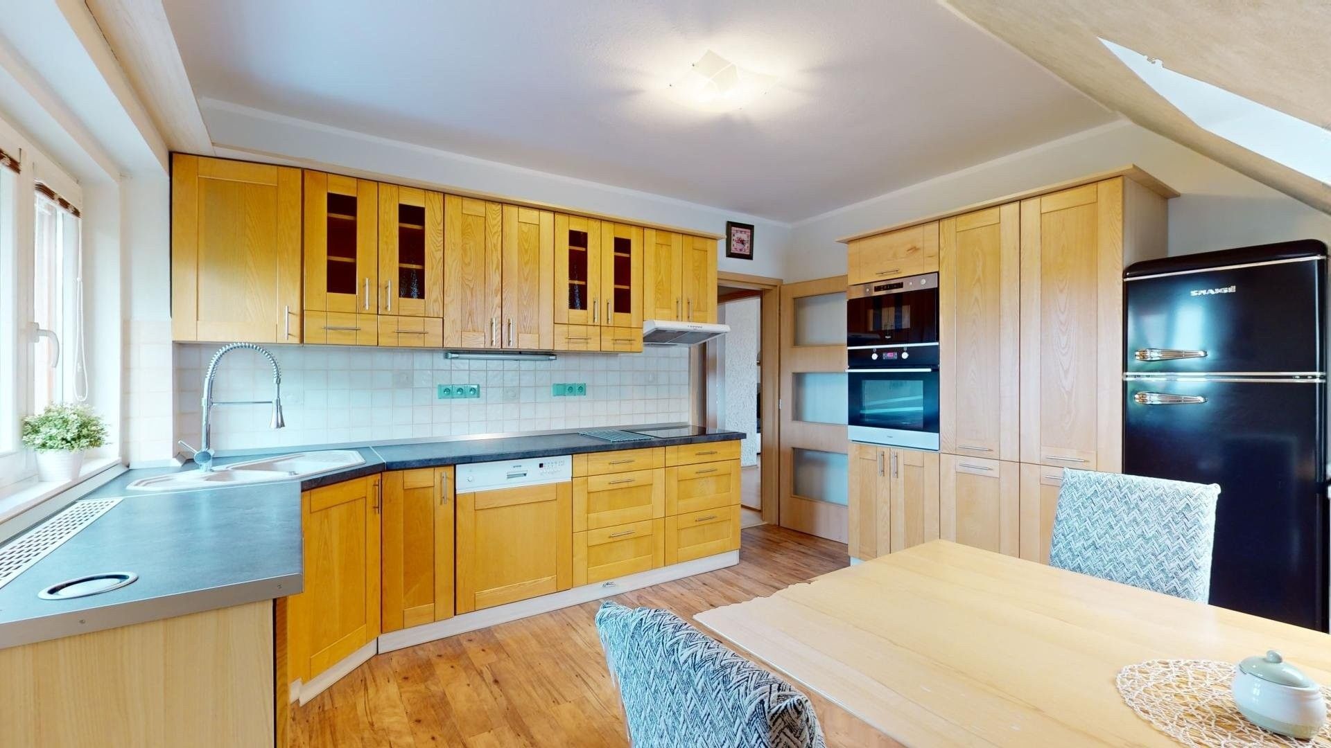 4+1, Nad Dolinami 227, Tábor, 130 m²