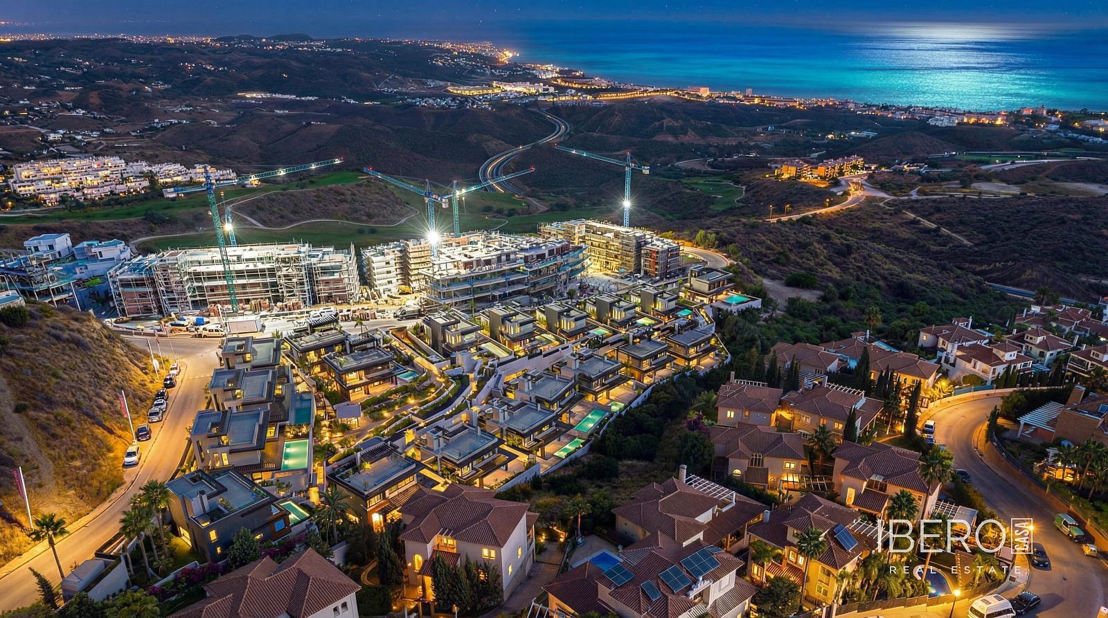 Prodej rodinný dům - La Cala de Mijas, ES, 527 m² - 2