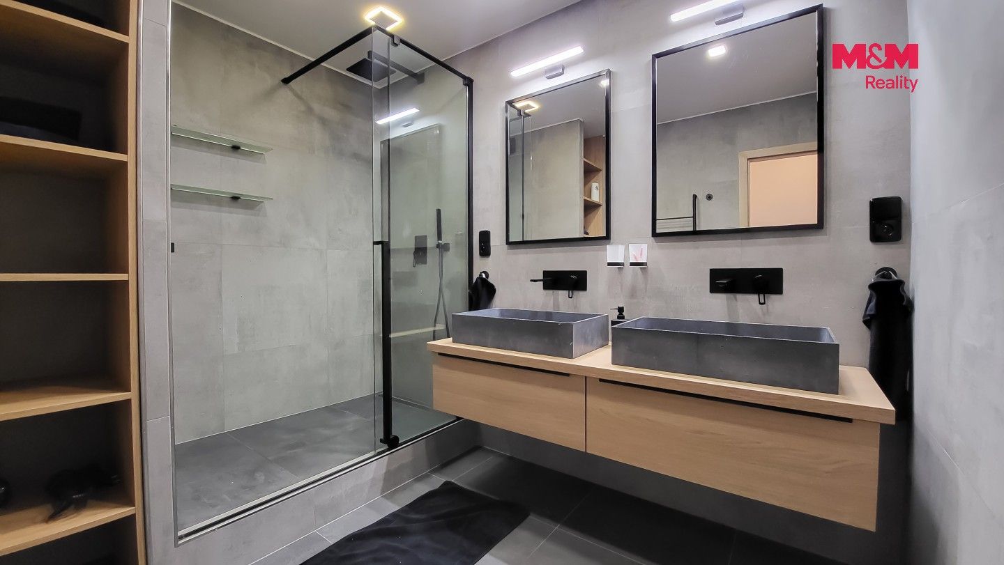 Byt 3+kk · 90 m² · Hrabákova, Praha - 4
