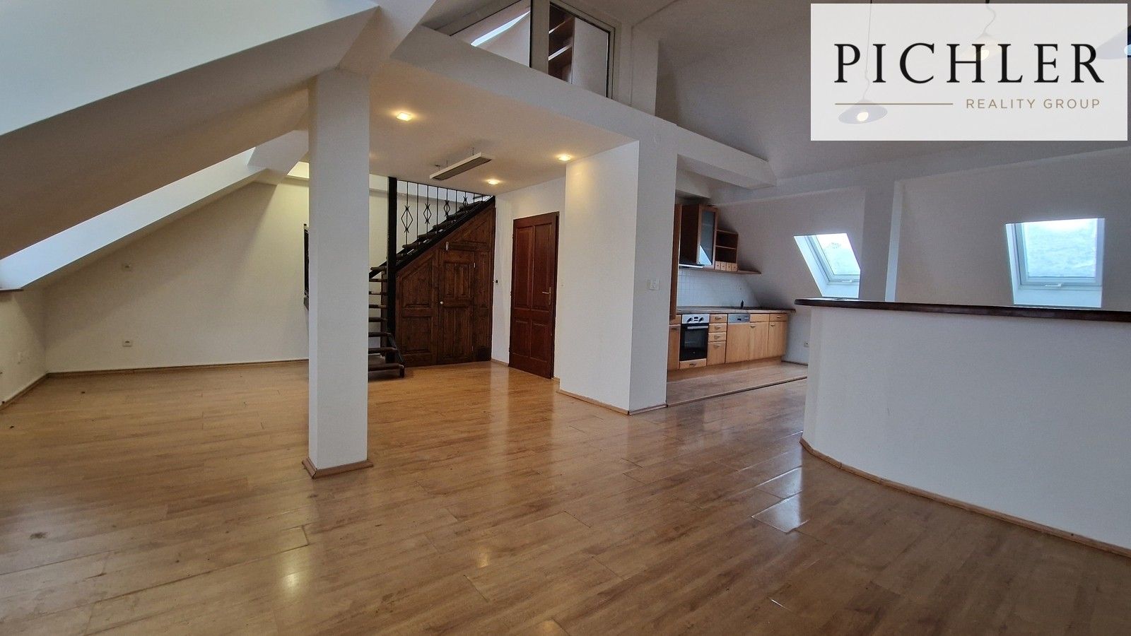 Pronájem byt 3+kk - Vančurova, Karlovy Vary, 114 m²