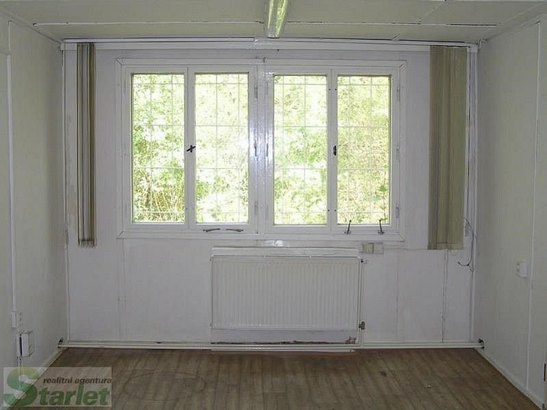 Sklady, Podnikatelská, Praha 9 - Běchovice, 18 m² - 2