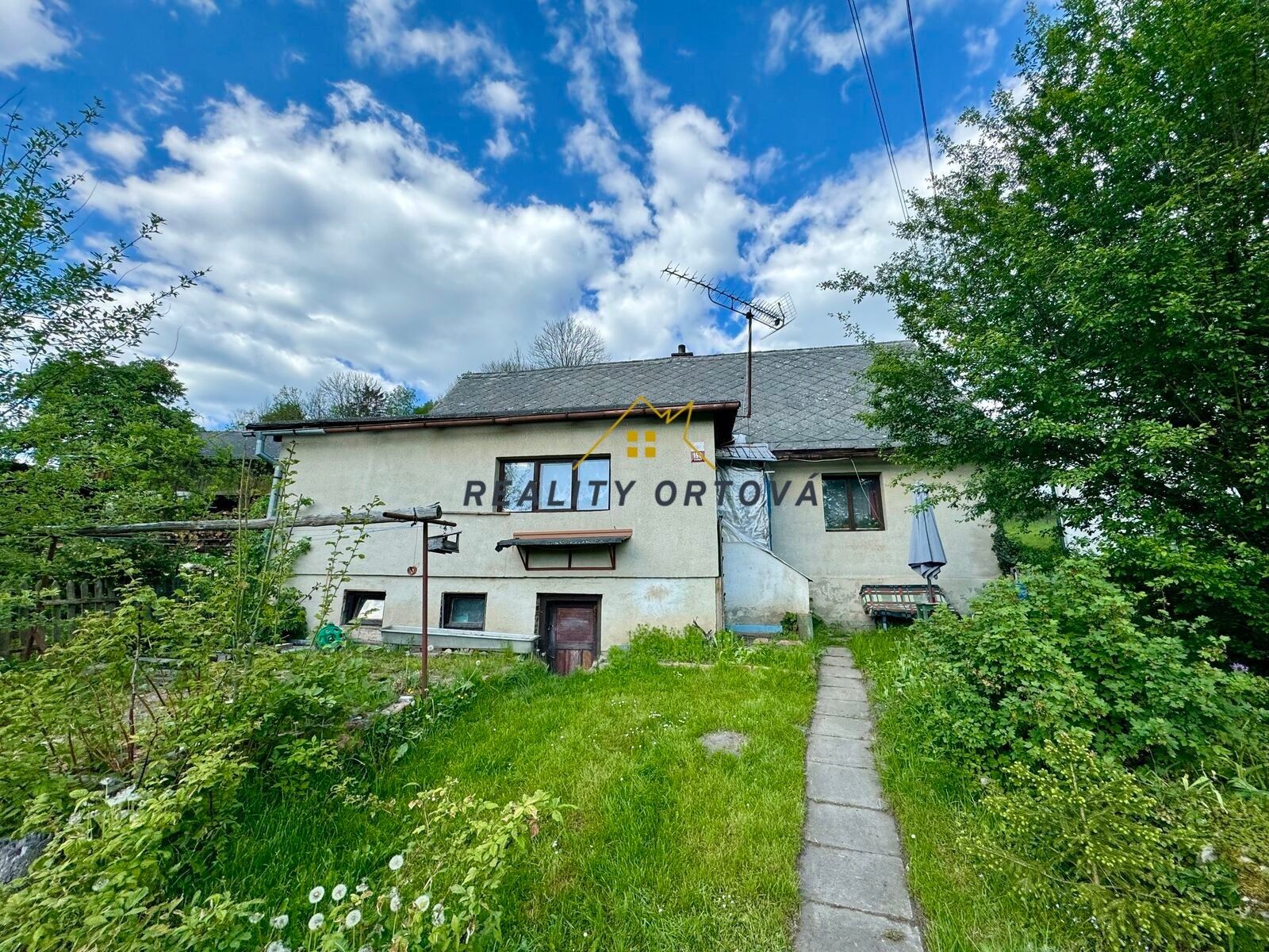 Rodinné domy, Jesenný, 188 m² - 1