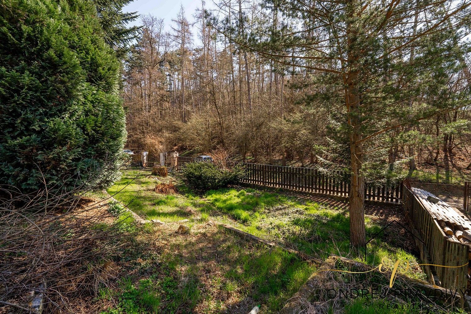 Pozemek pro bydlení, 1 571 m²