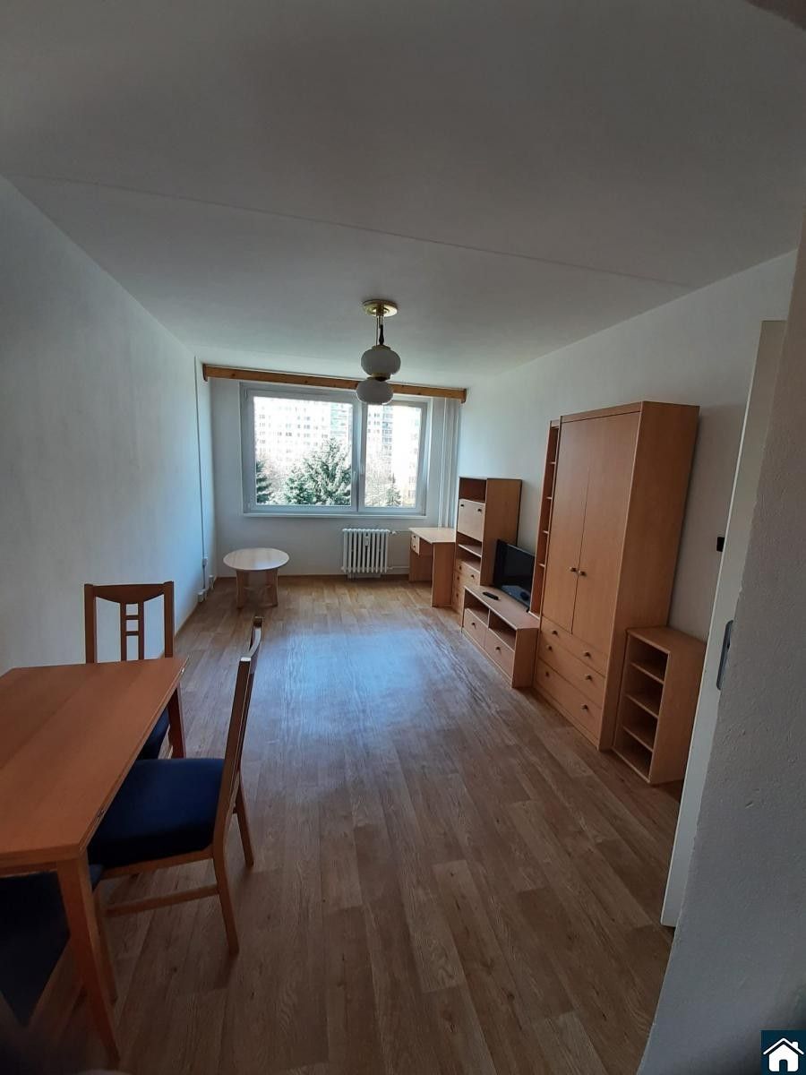 Pronájem byt 2+kk - Ciolkovského, Praha, 42 m² - 5
