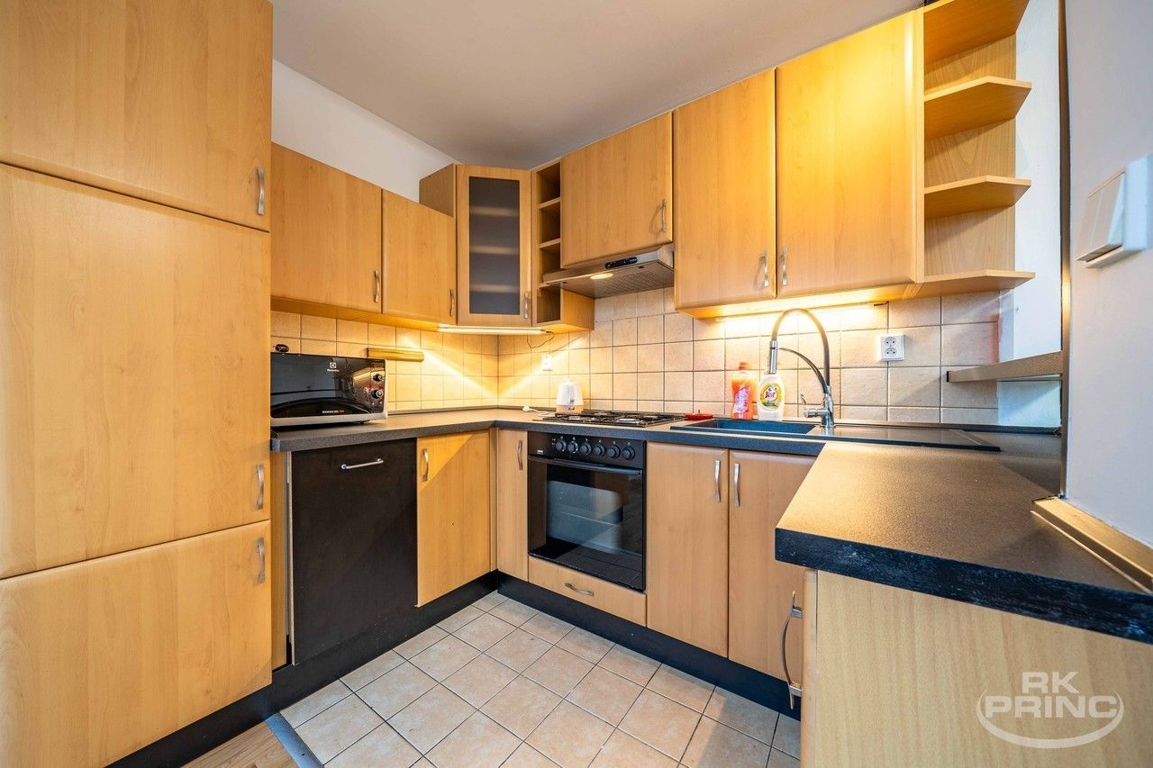 3+kk, Varnsdorfská, Praha, 53 m²