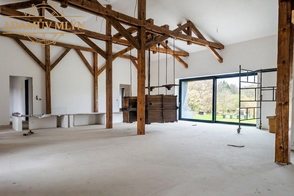 Prodej komerční - Lichnov, 670 m² - 5