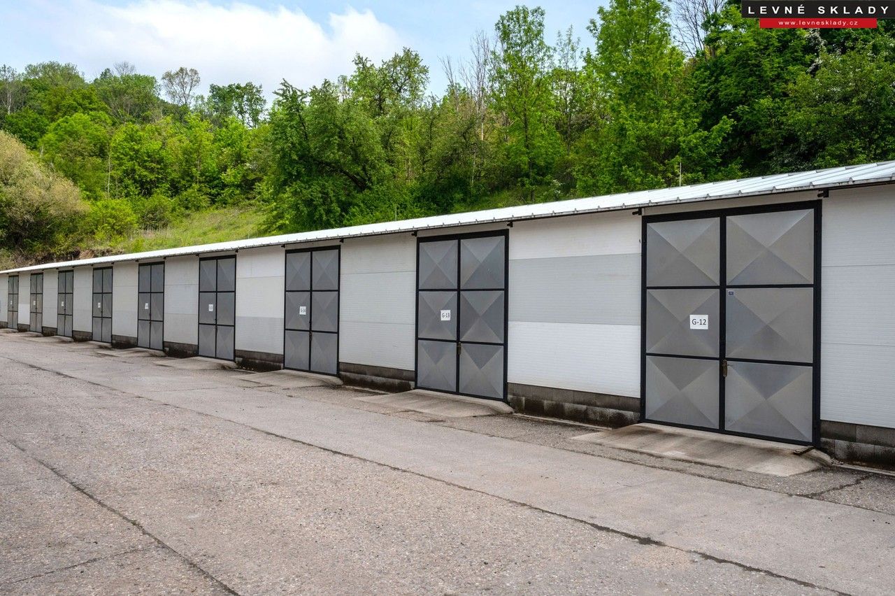 Sklady, Osenice, Dětenice, 31 m²