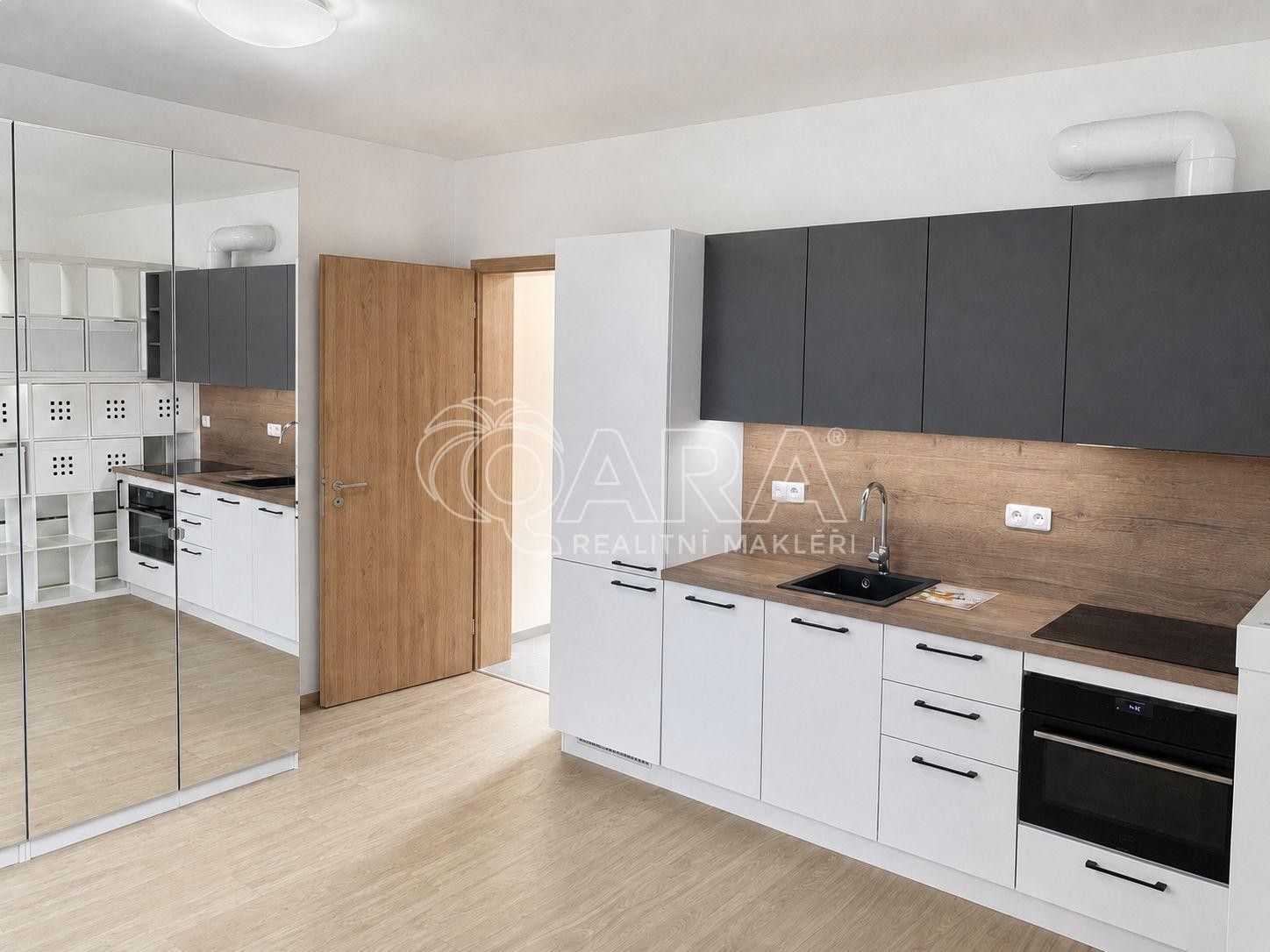 Pronájem byt 1+kk - náměstí Olgy Scheinpflugové  , Praha Hlubočepy, 43 m² - 5