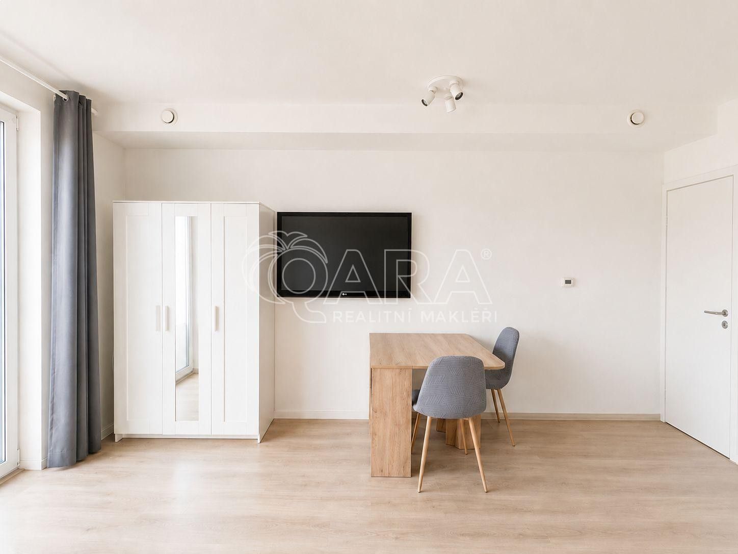 Byt 2+kk · 51 m² · Kbelská, Praha - 3