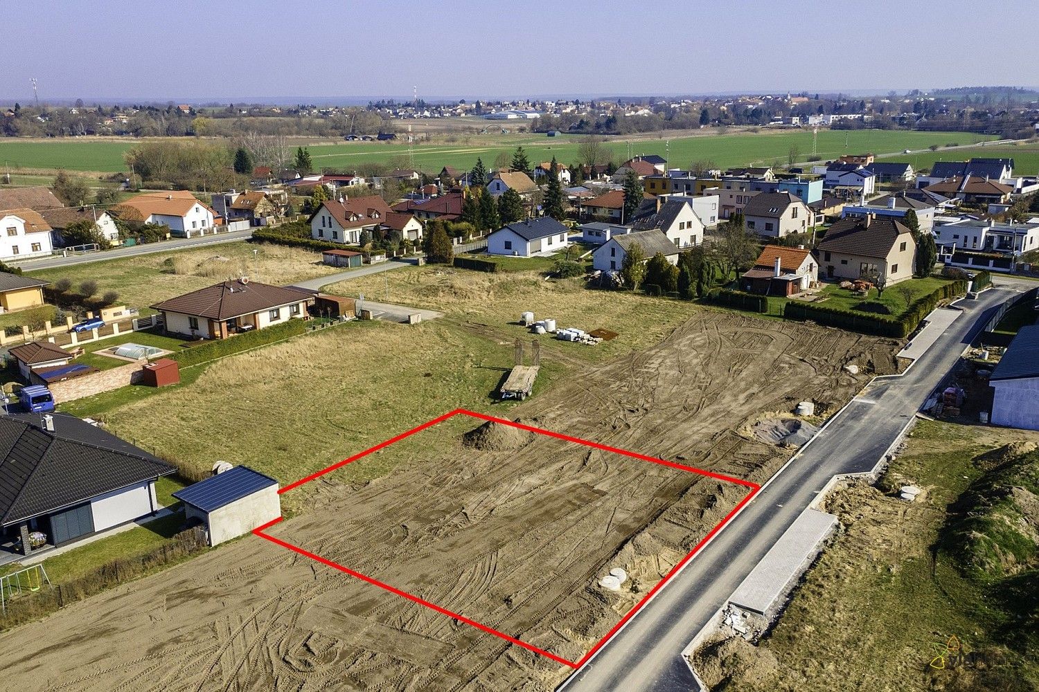 Pozemek pro bydlení, 678 m²