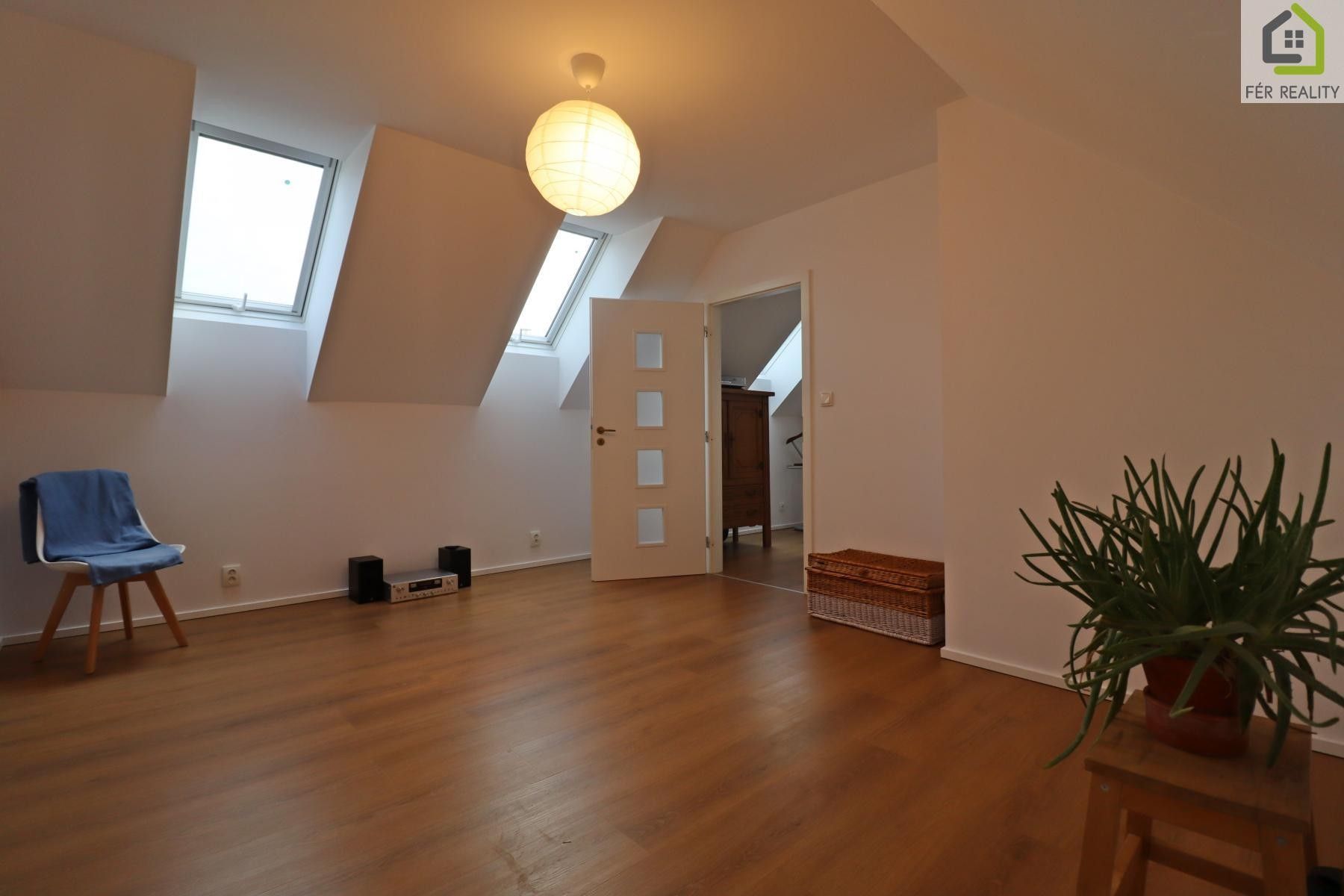 Prodej rodinný dům - Židovice, 98 m² - 5