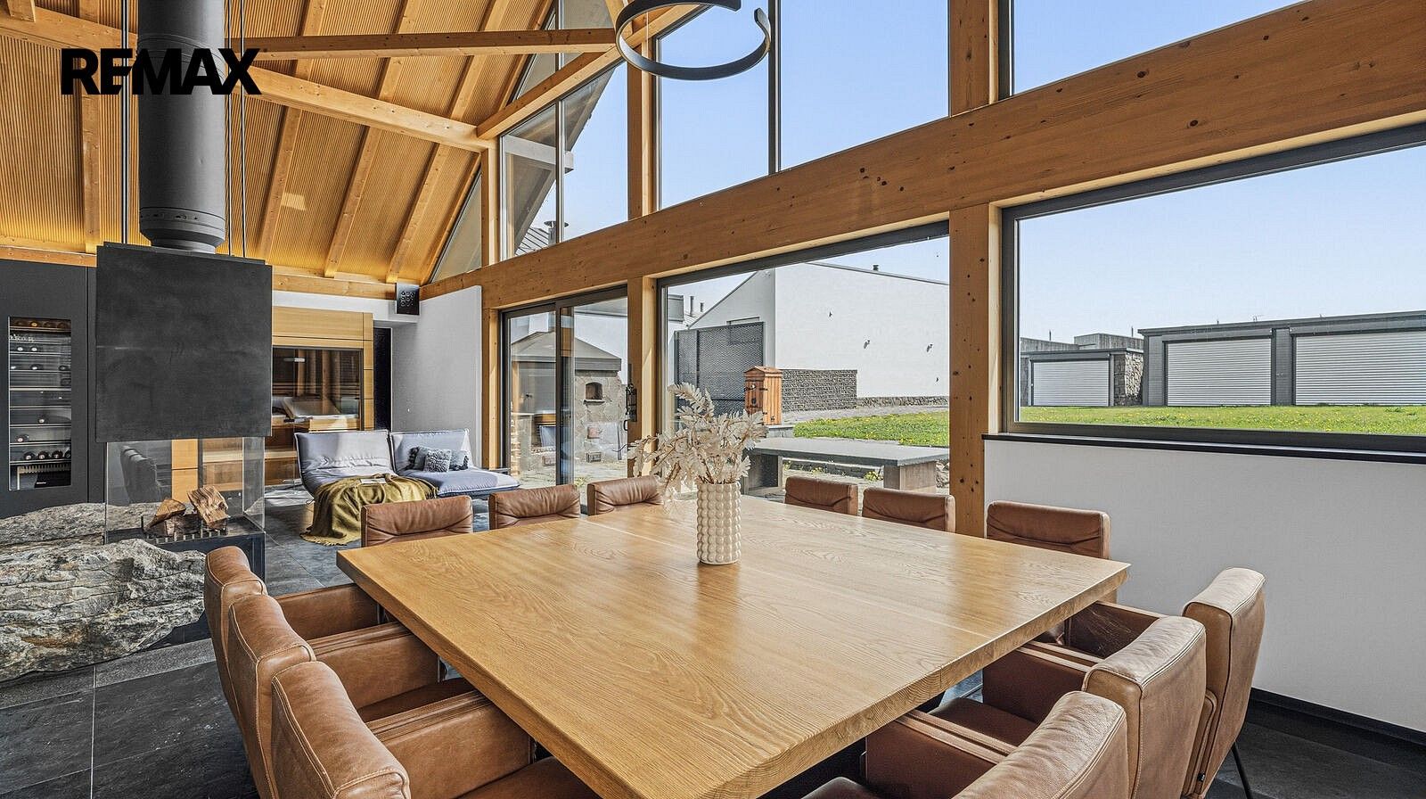 Prodej rodinný dům - Loučná pod Klínovcem - Loučná, okres Chomutov, 486 m² - 5