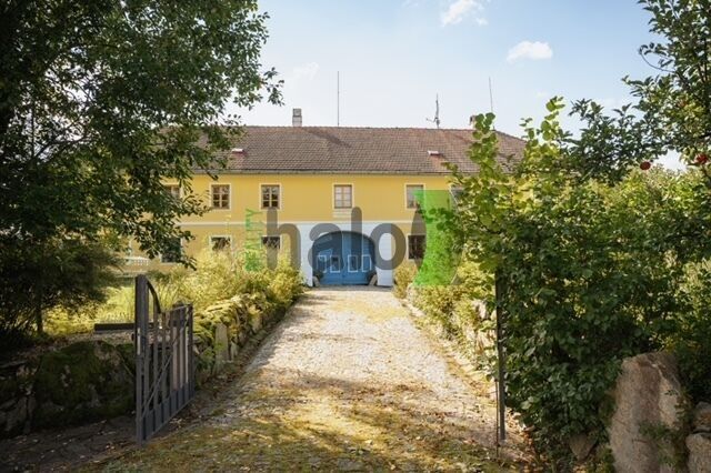 Činžovní dům · 2 200 m² · Mirkovice Zahrádka - 3