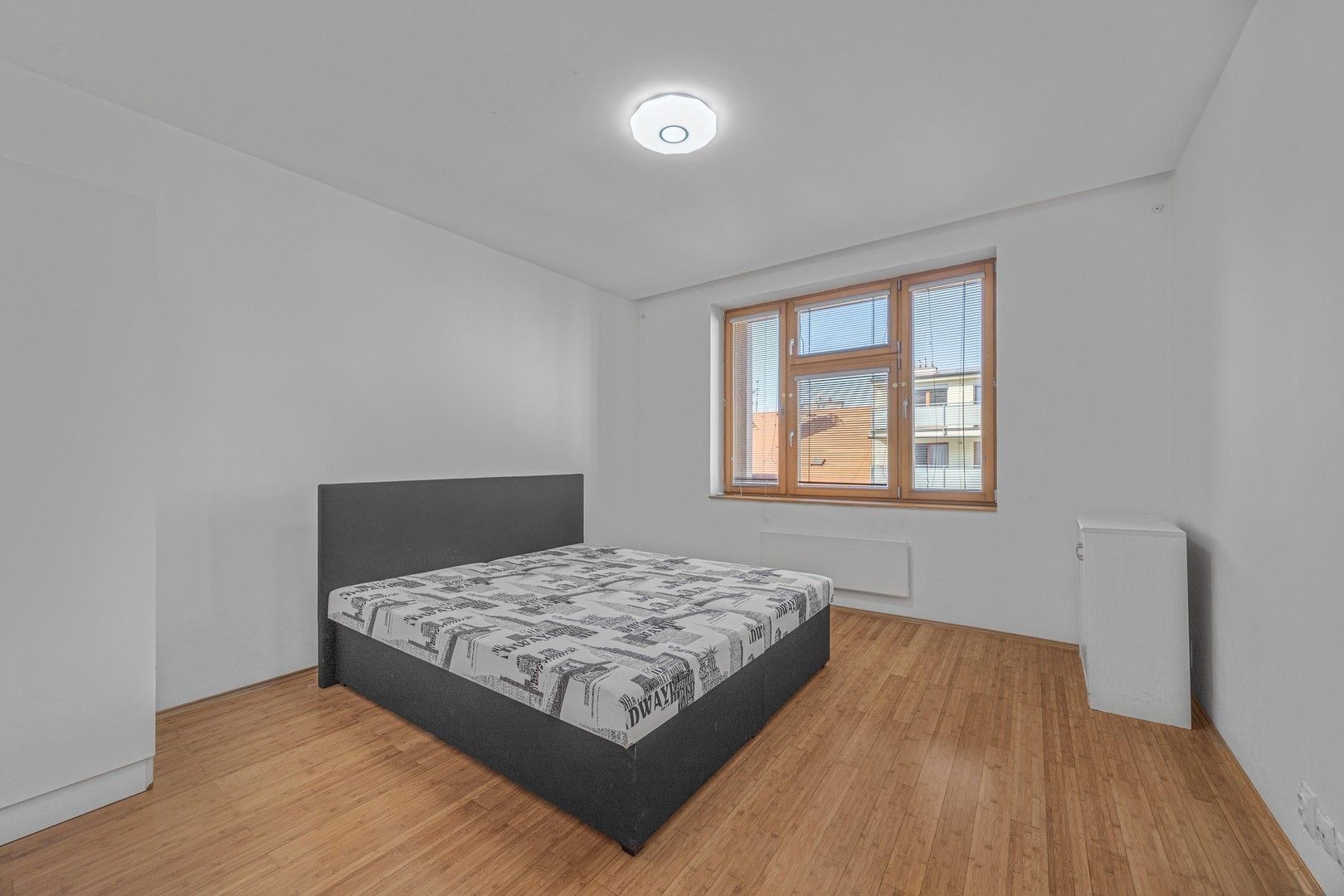 Pronájem byt 2+kk - Žerotínova, Praha - Žižkov, 48 m² - 5