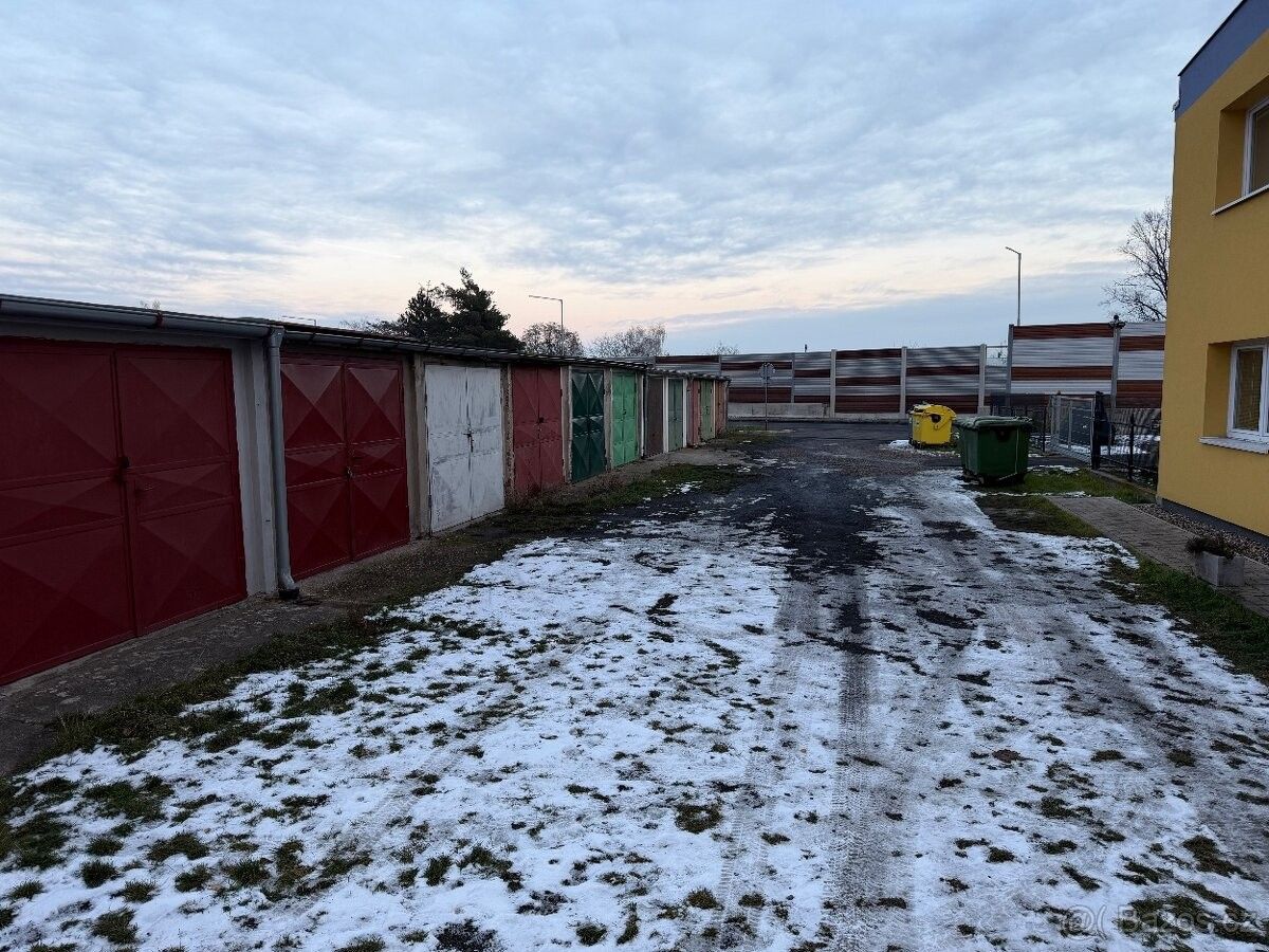 Pronájem garáž - Chomutov, 430 04