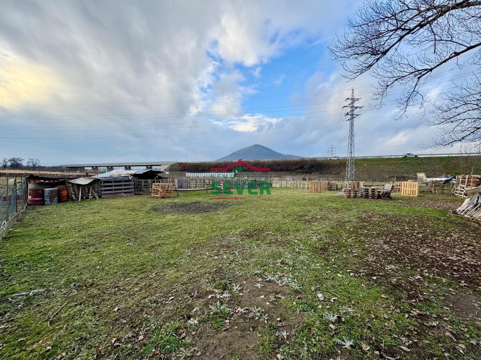 Prodej zemědělský pozemek - Mlékojedy, 11 088 m² - 5