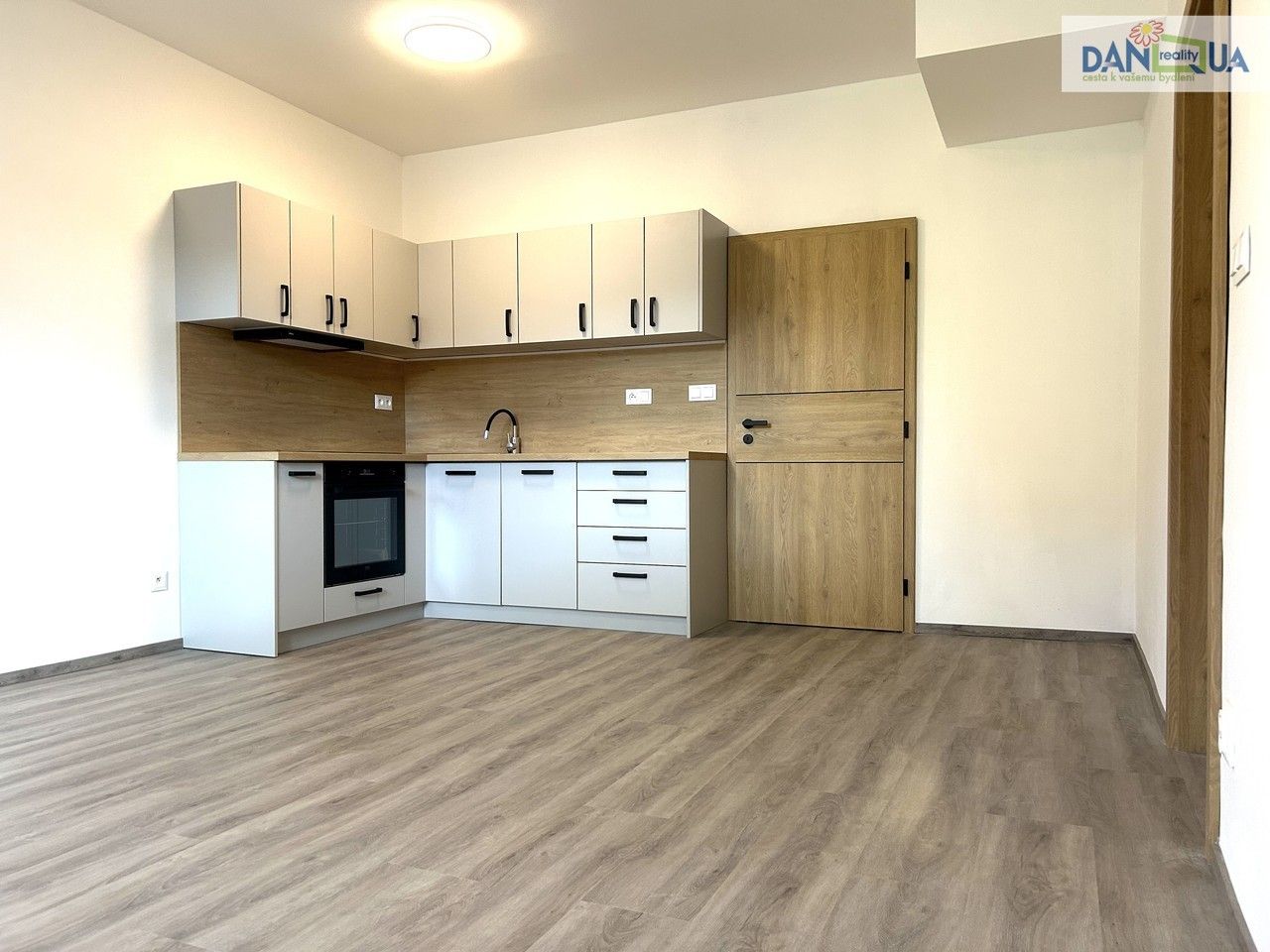 3+kk, Plovární, Plzeň, 60 m² - 1