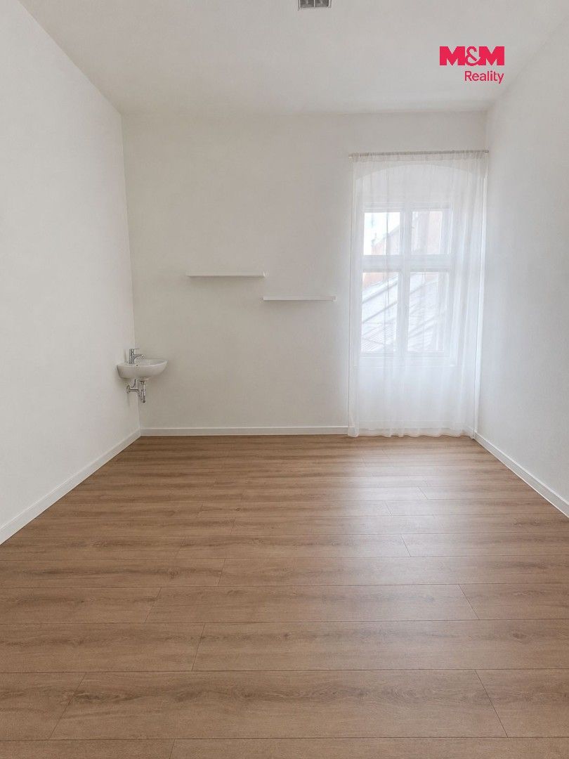 Kancelář · 15 m² · 17. listopadu, Pardubice - 2
