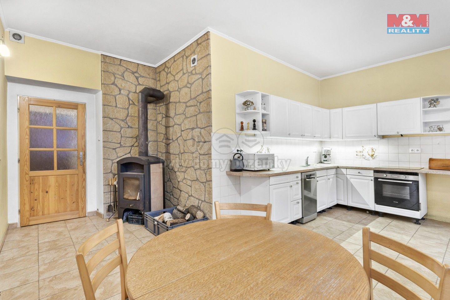 Činžovní domy, Kerhartice, Česká Kamenice, 1 028 m²