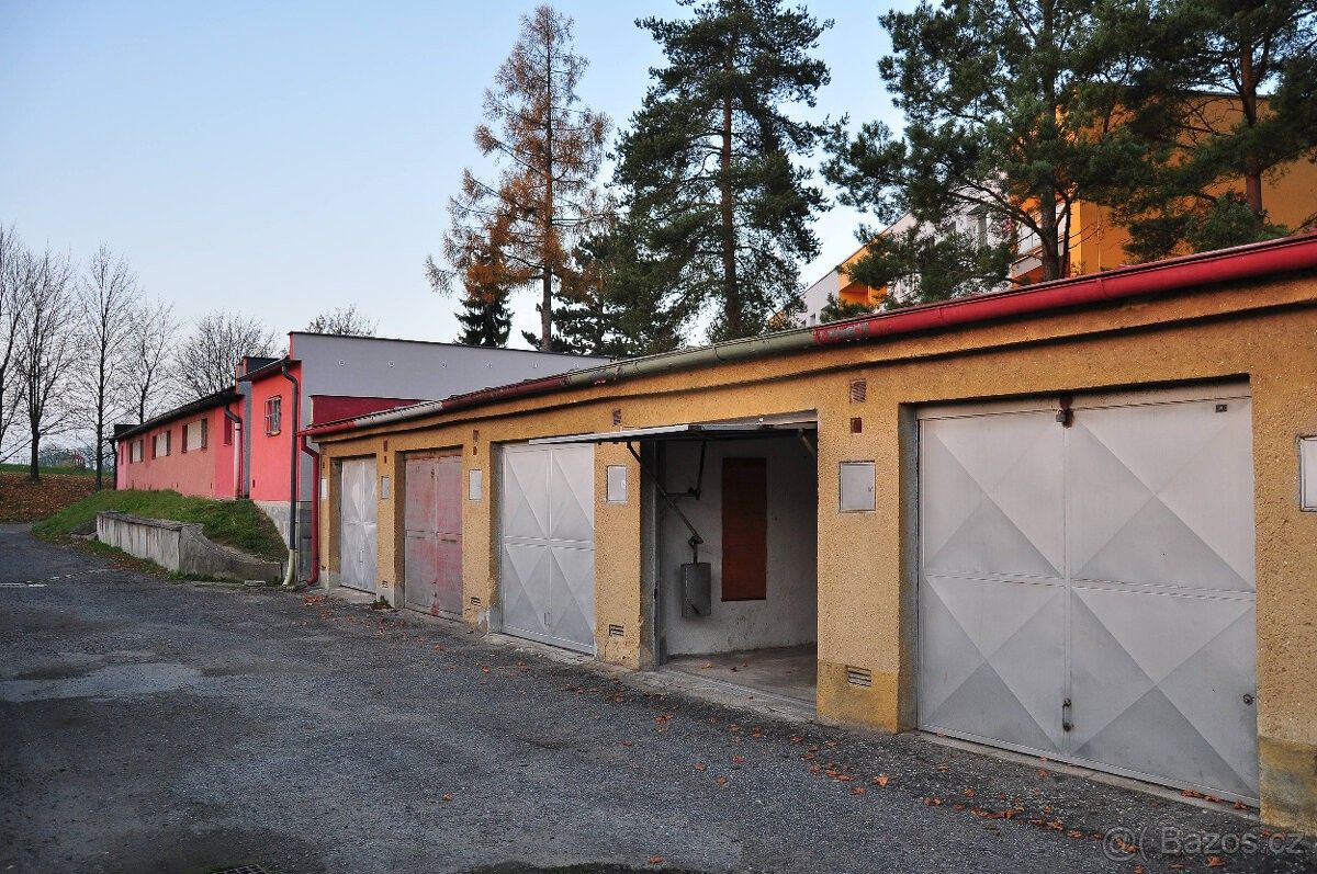 Garáže, Litomyšl, 570 01