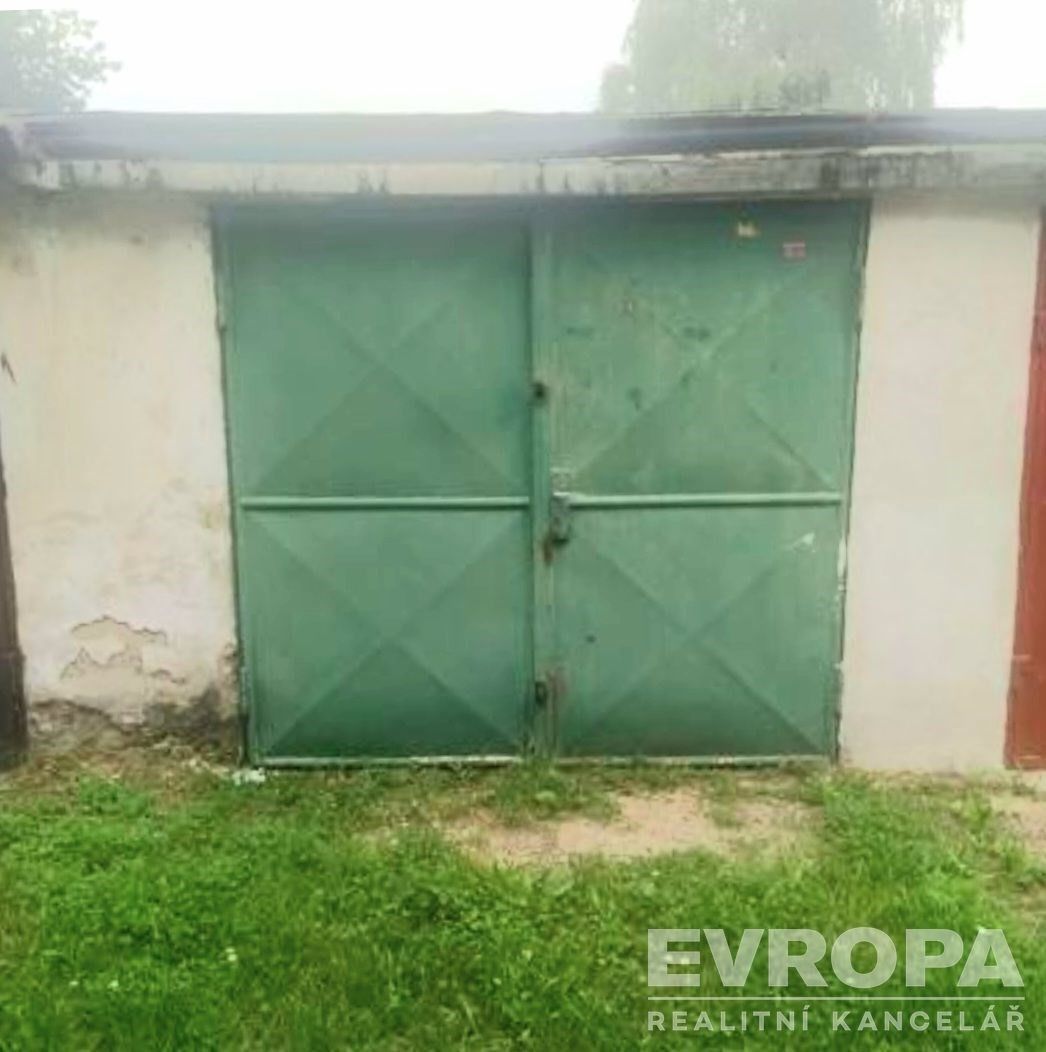 Garáže, Pardubice Semtín, 21 m² - 1