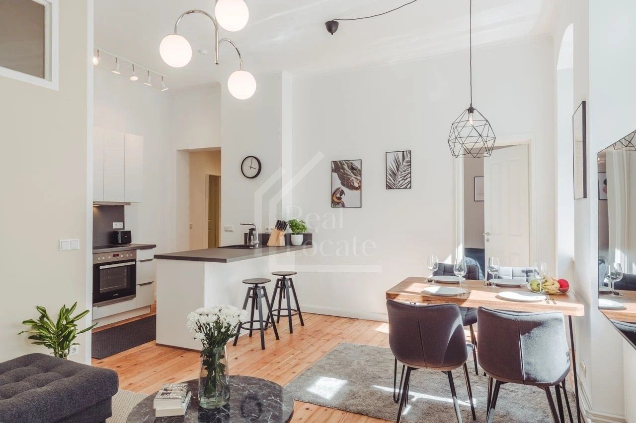 2+kk, Pernerova, Praha Karlín, 65 m² - 1