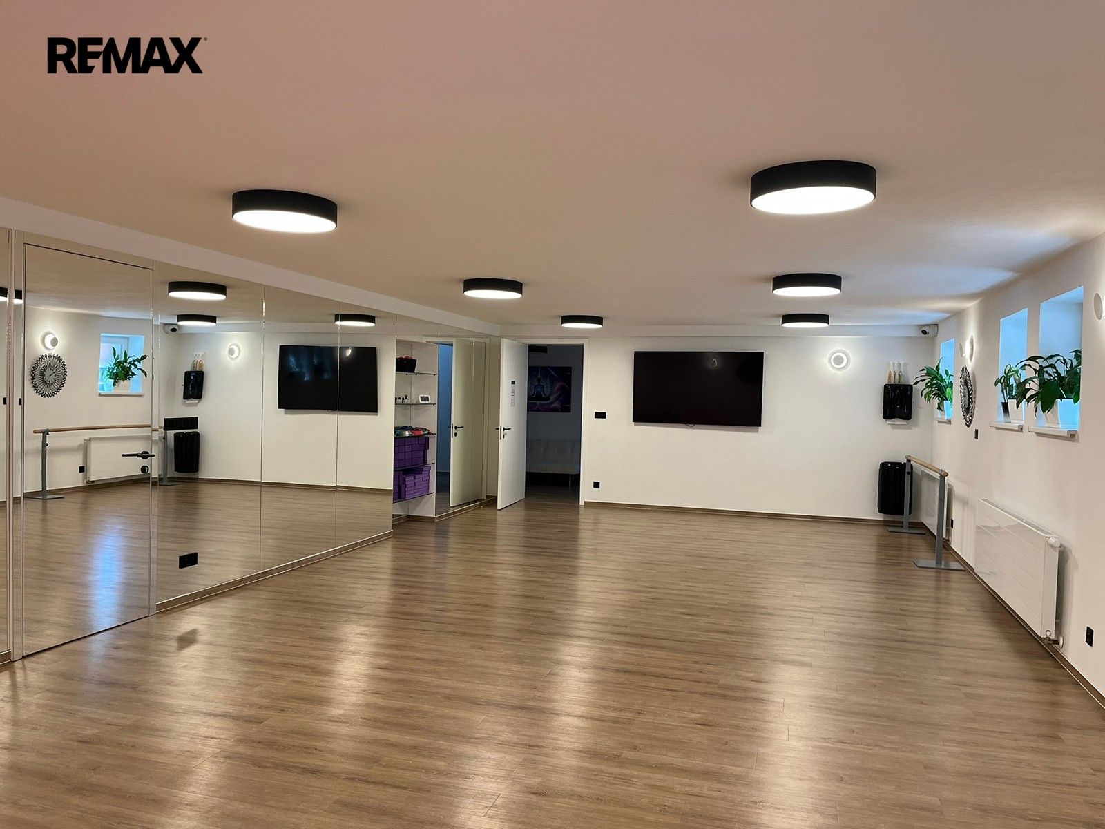 Obchodní prostory, Hlavní 60, Zubří, 192 m²