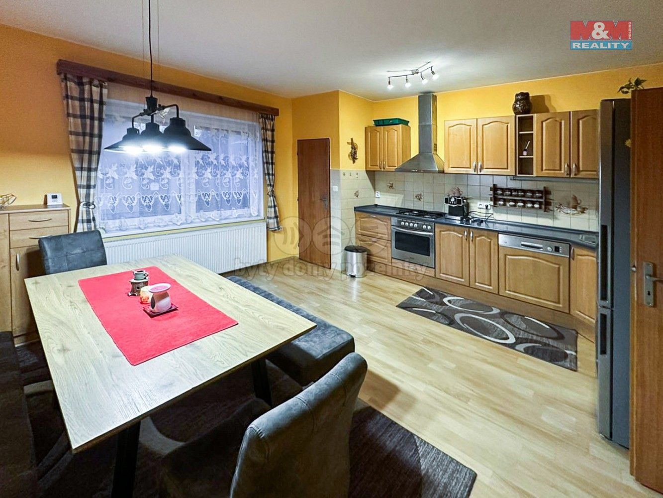 Rodinné domy, Dolany nad Vltavou, okres Mělník, Středočeský kraj, 240 m² - 1