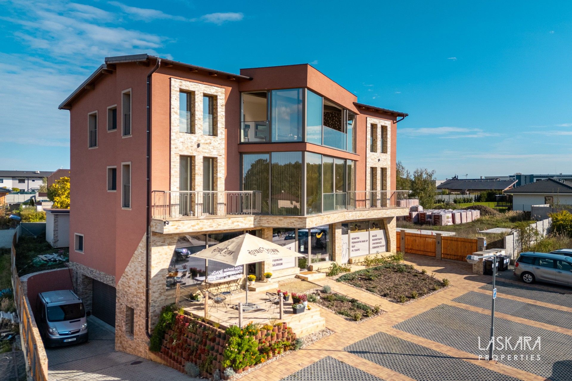 Obchodní prostory, Hlavní, Horoušany, 99 m²