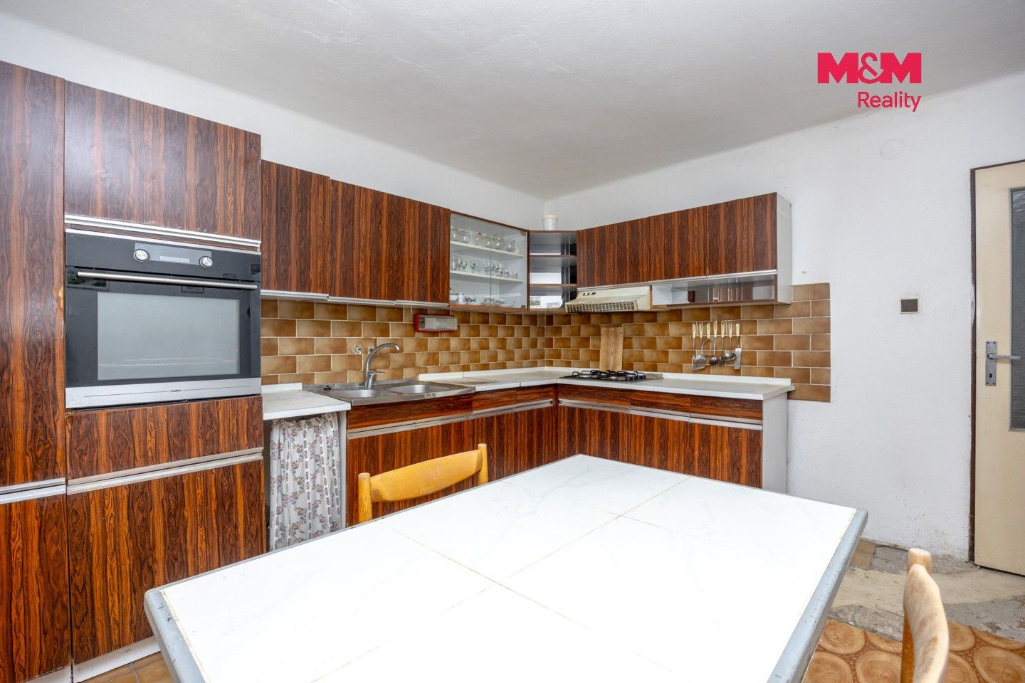Rodinný dům · 242 m² · Ústín - 2