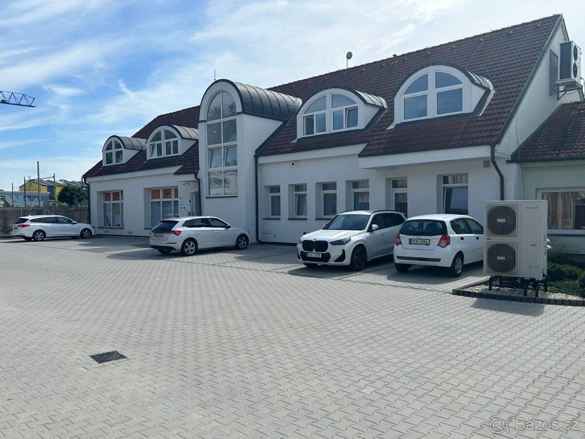 Kanceláře, České Budějovice, 370 01 - 1