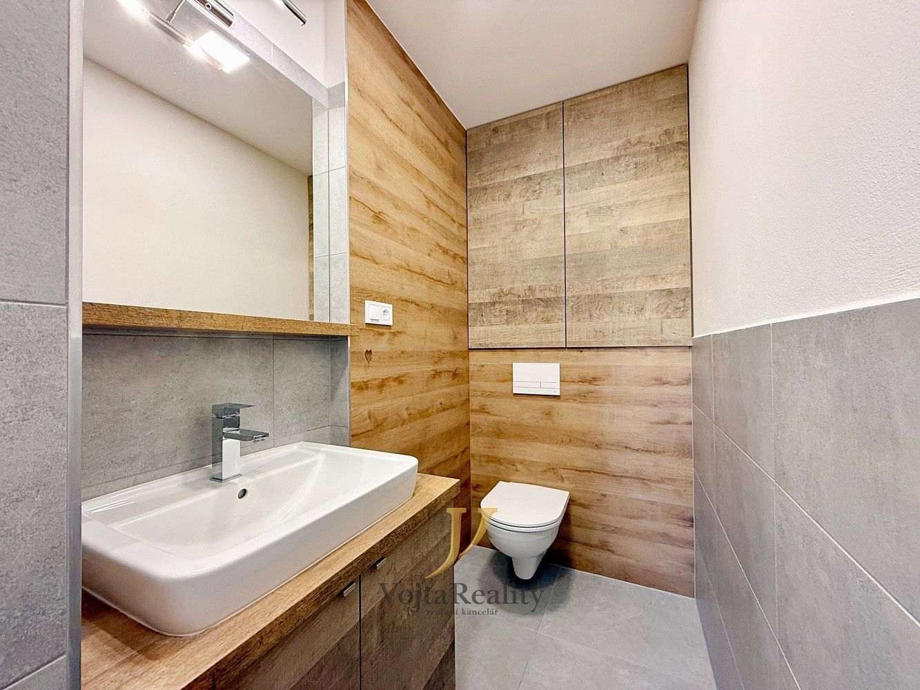 Prodej byt 2+1 - Olomouc - Klášterní Hradisko, Olomoucký kraj, 55 m² - 2