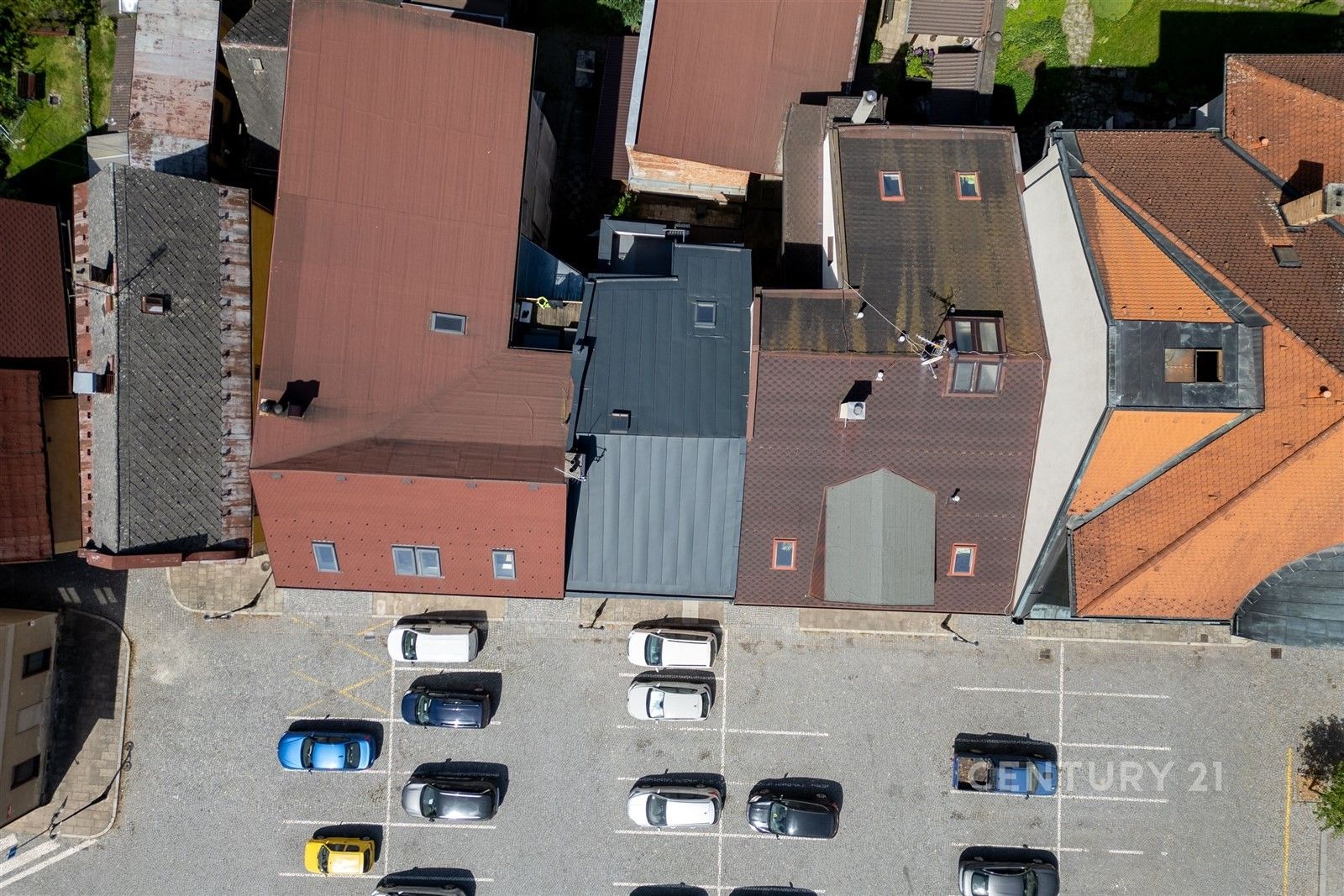 Činžovní domy, náměstí T. G. Masaryka 9, Úpice, 113 m² - 2