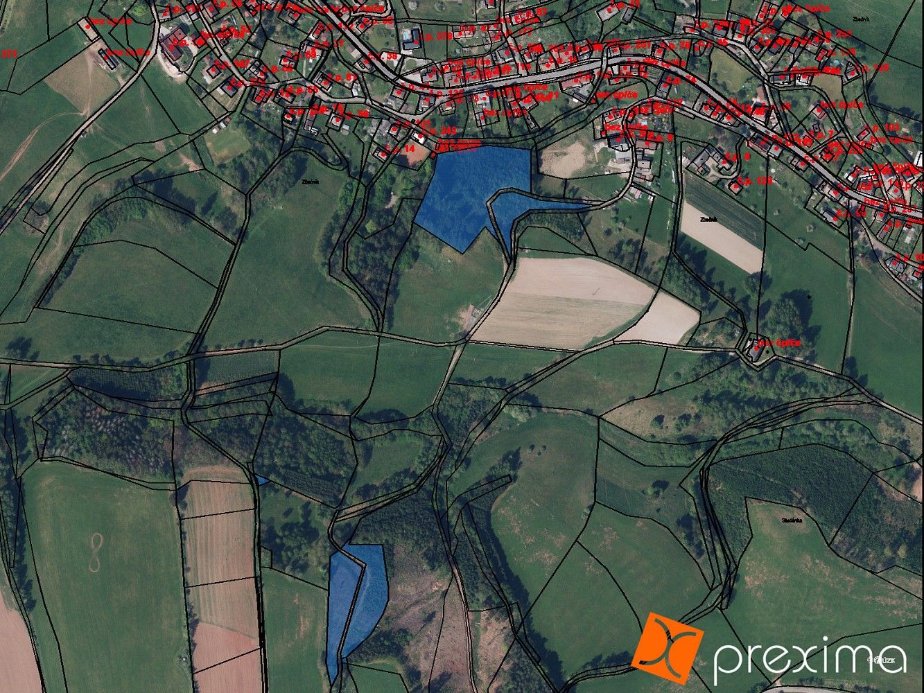 Les, 8 331 m²